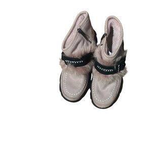 UGG Black Sole Boots